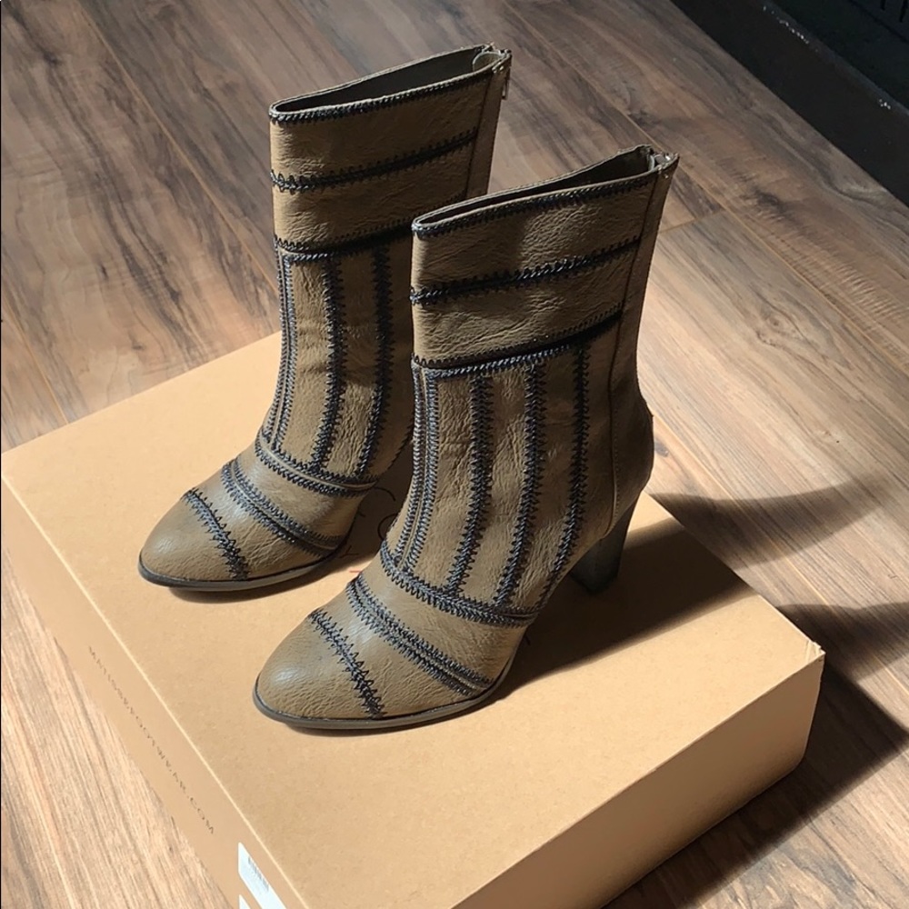 Taupe boots with Black Whipstitch design.